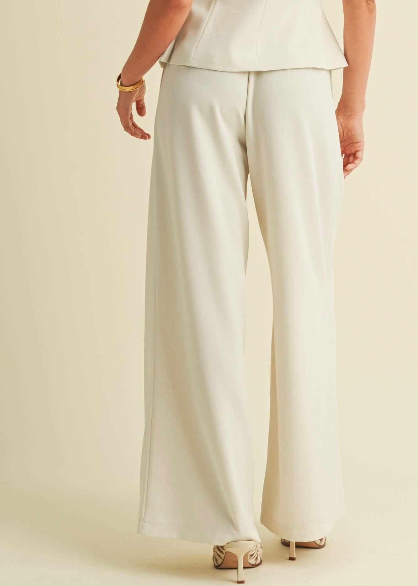 Posh Avenue Pintucked Wide-leg Linen Trousers