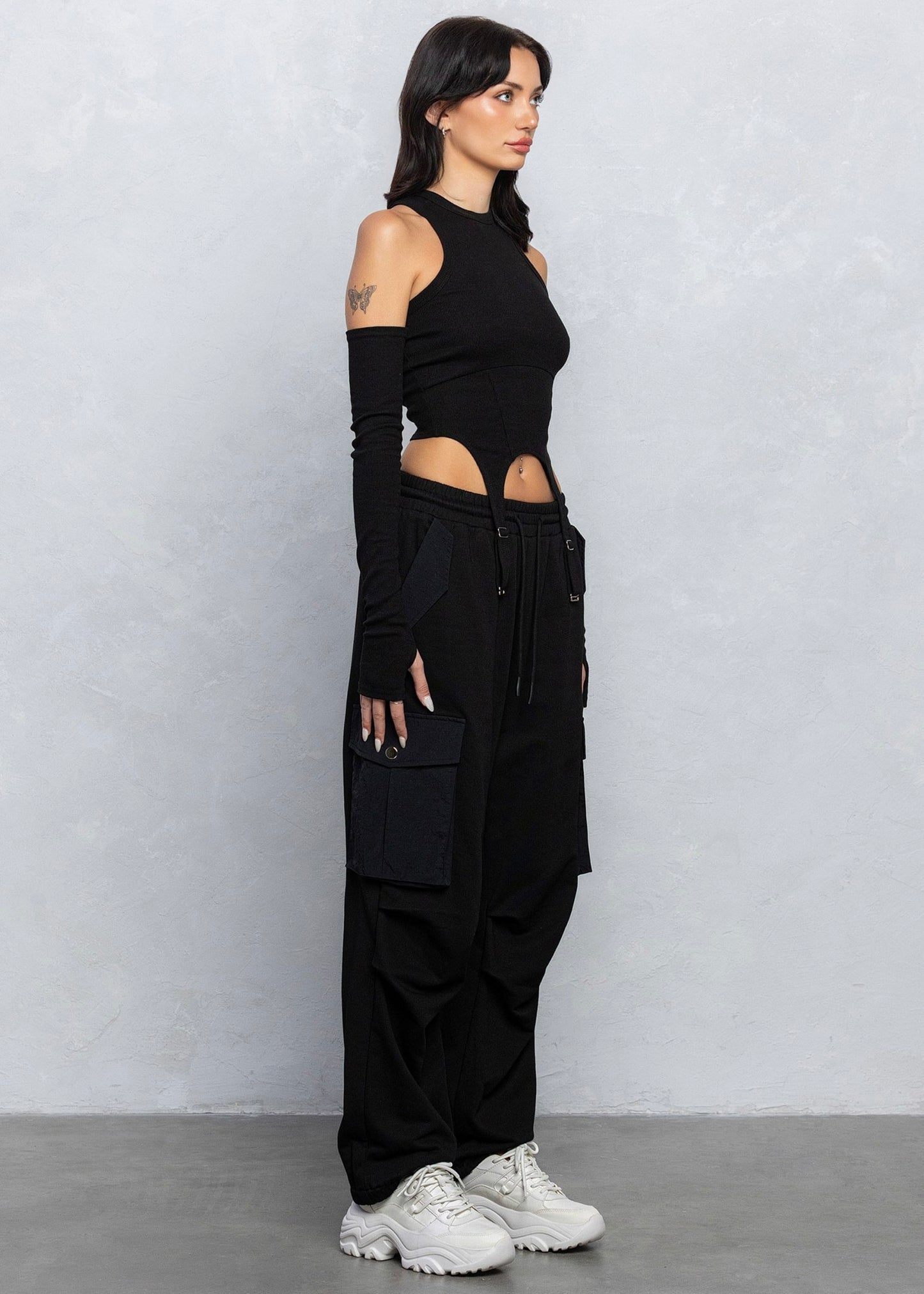 French Terry Cargo Jogger Pants in Onyx