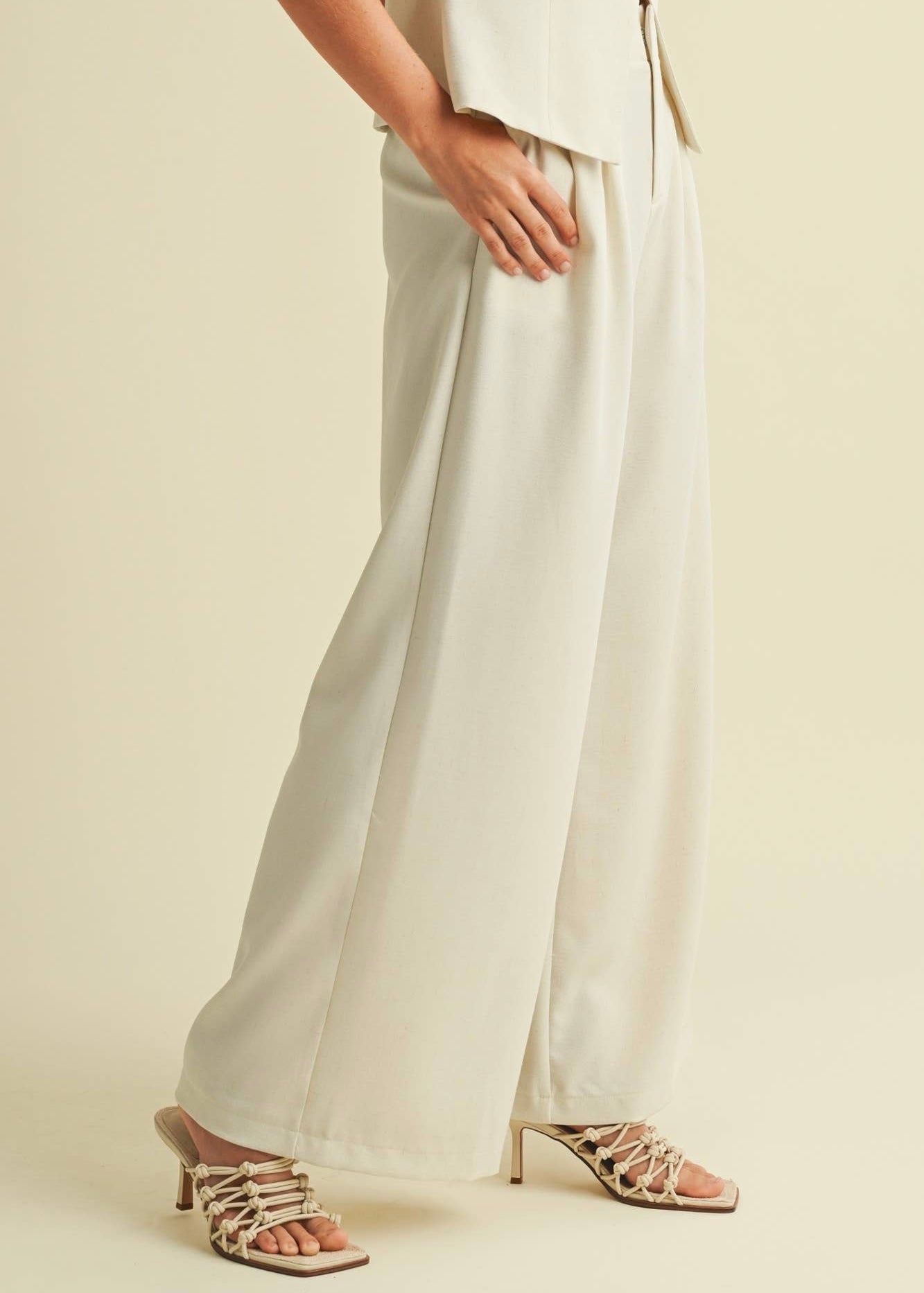 Posh Avenue Pintucked Wide-leg Linen Trousers