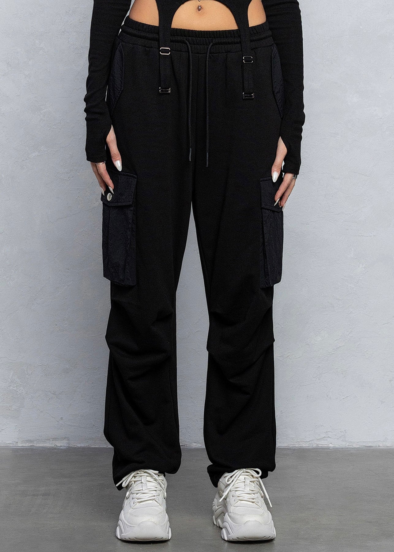 French Terry Cargo Jogger Pants in Onyx