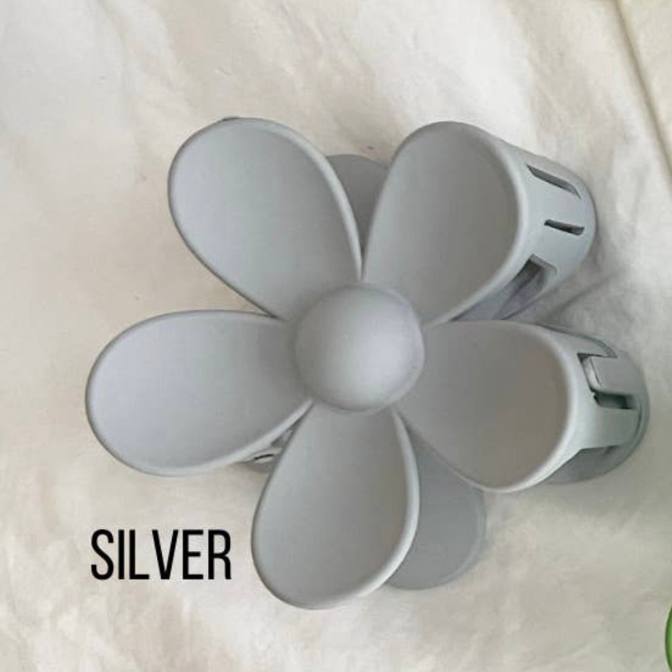 Large Daisy Flower 3x3" Hair Claws