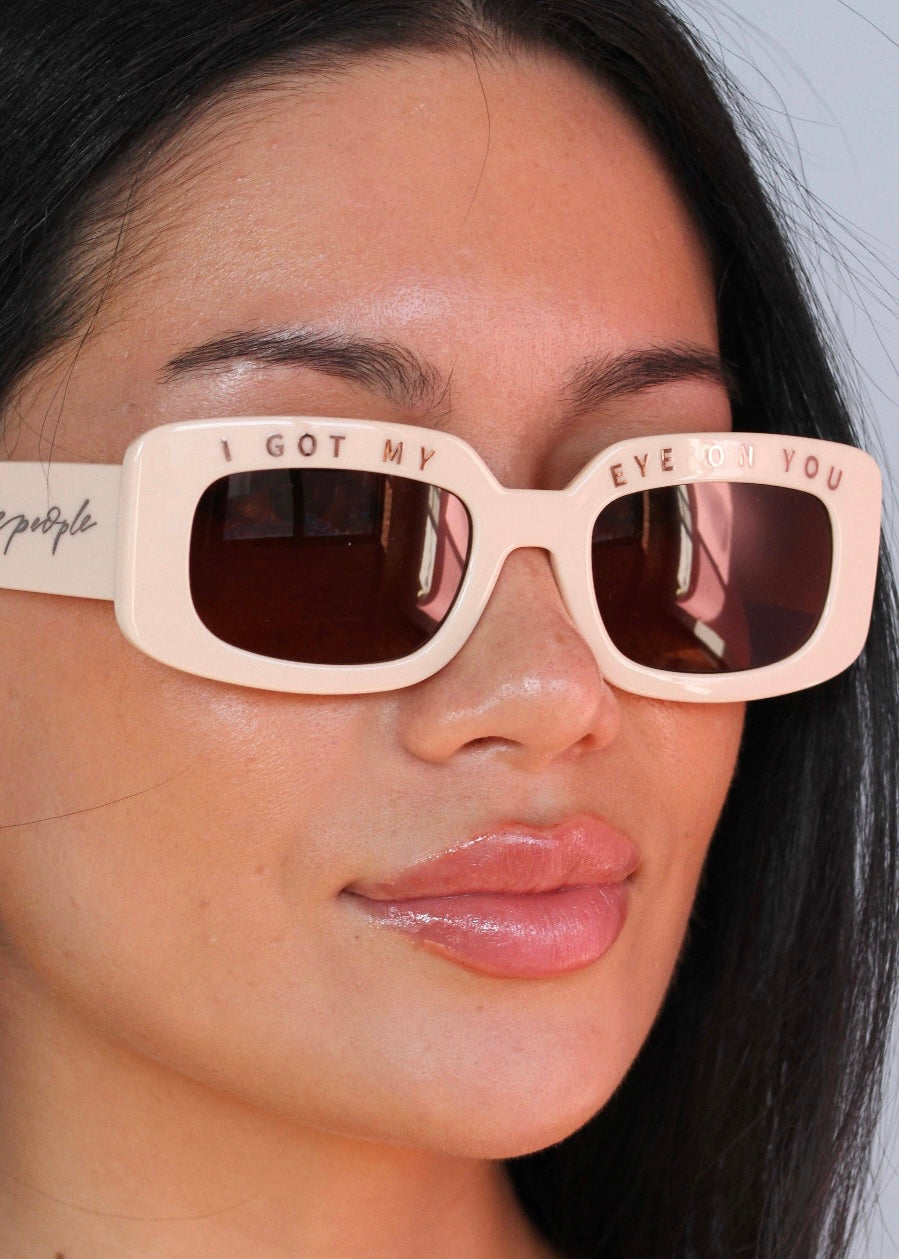 Exclusive INDY x Free People Unisex Sunglasses – I Got My Eye On You Creamy Blush