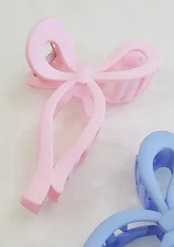 Large Elegant Bow Clips
