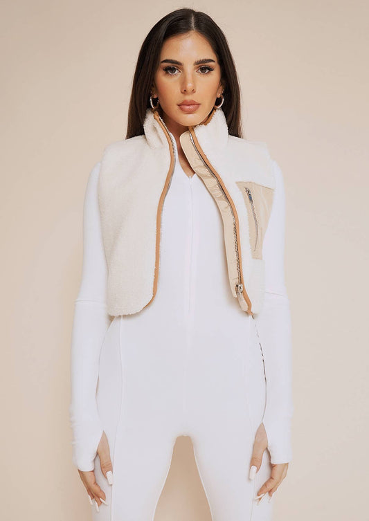 Must-Have Boucle Cropped Vest