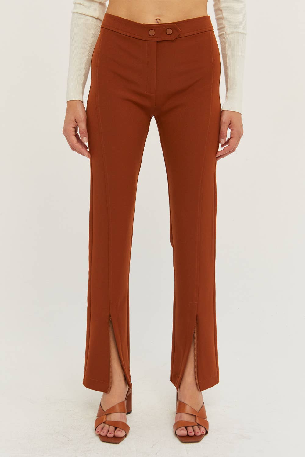 Head Turned Front Slit Trousers in Rust